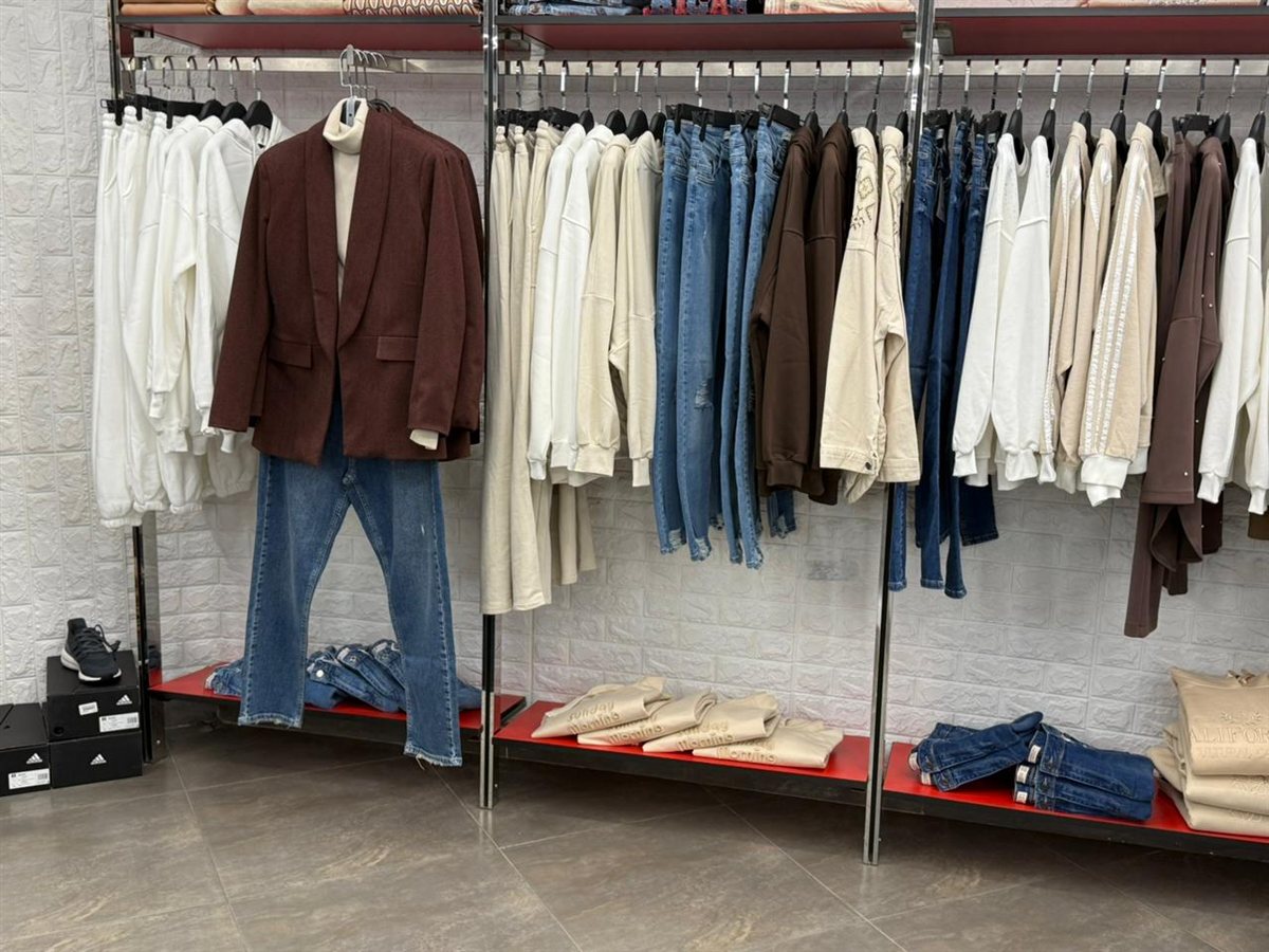 ال SALE مكسر الدنيا في Agate Center!