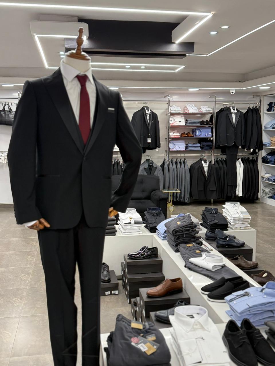 ال SALE مكسر الدنيا في Agate Center!