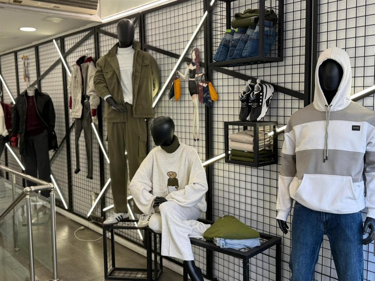 ال SALE مكسر الدنيا في Agate Center!