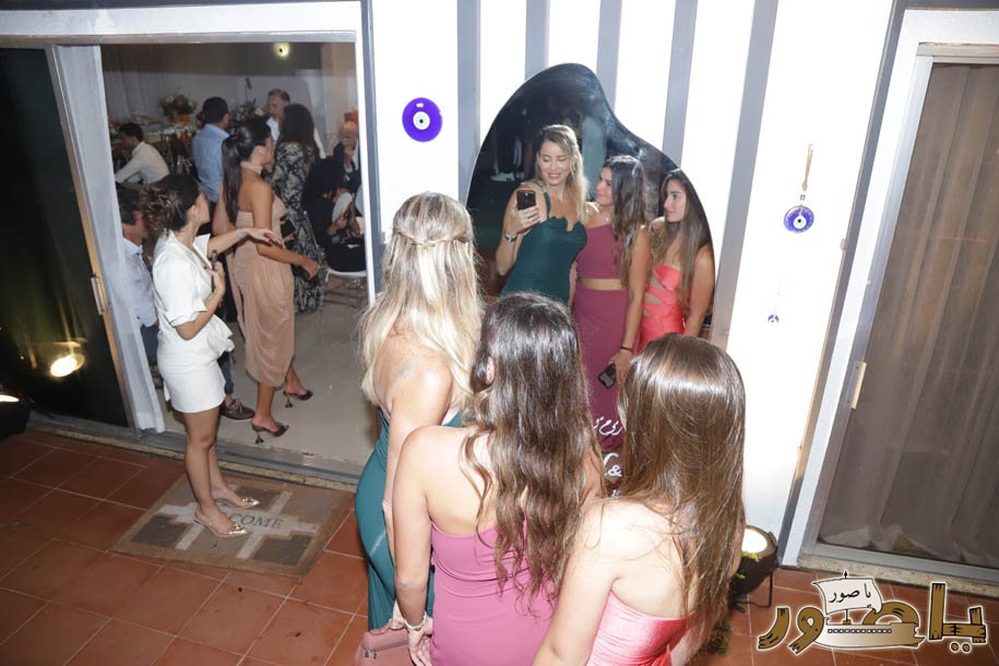 بالصور من أبيدجان: خطوبة الشاب حمزة فرحات على الآنسة إيفانا ياسين