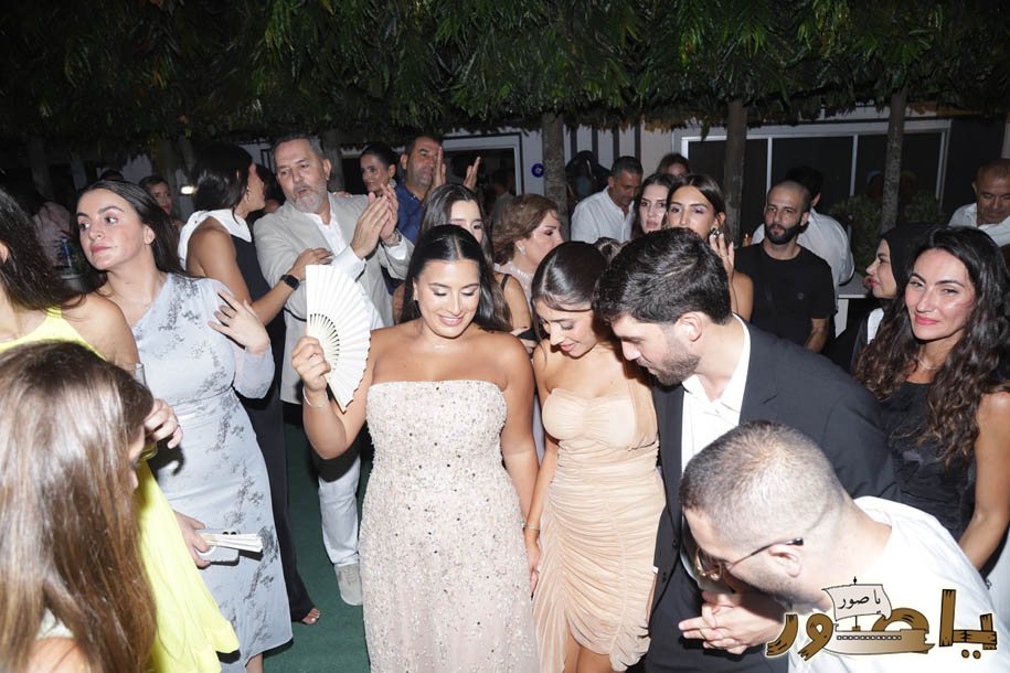 بالصور من أبيدجان: خطوبة الشاب حمزة فرحات على الآنسة إيفانا ياسين