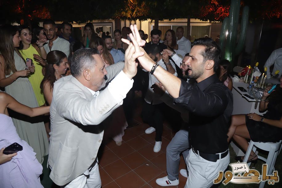 بالصور من أبيدجان: خطوبة الشاب حمزة فرحات على الآنسة إيفانا ياسين