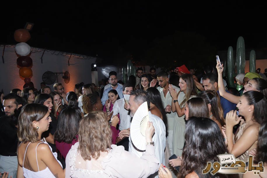 بالصور من أبيدجان: خطوبة الشاب حمزة فرحات على الآنسة إيفانا ياسين