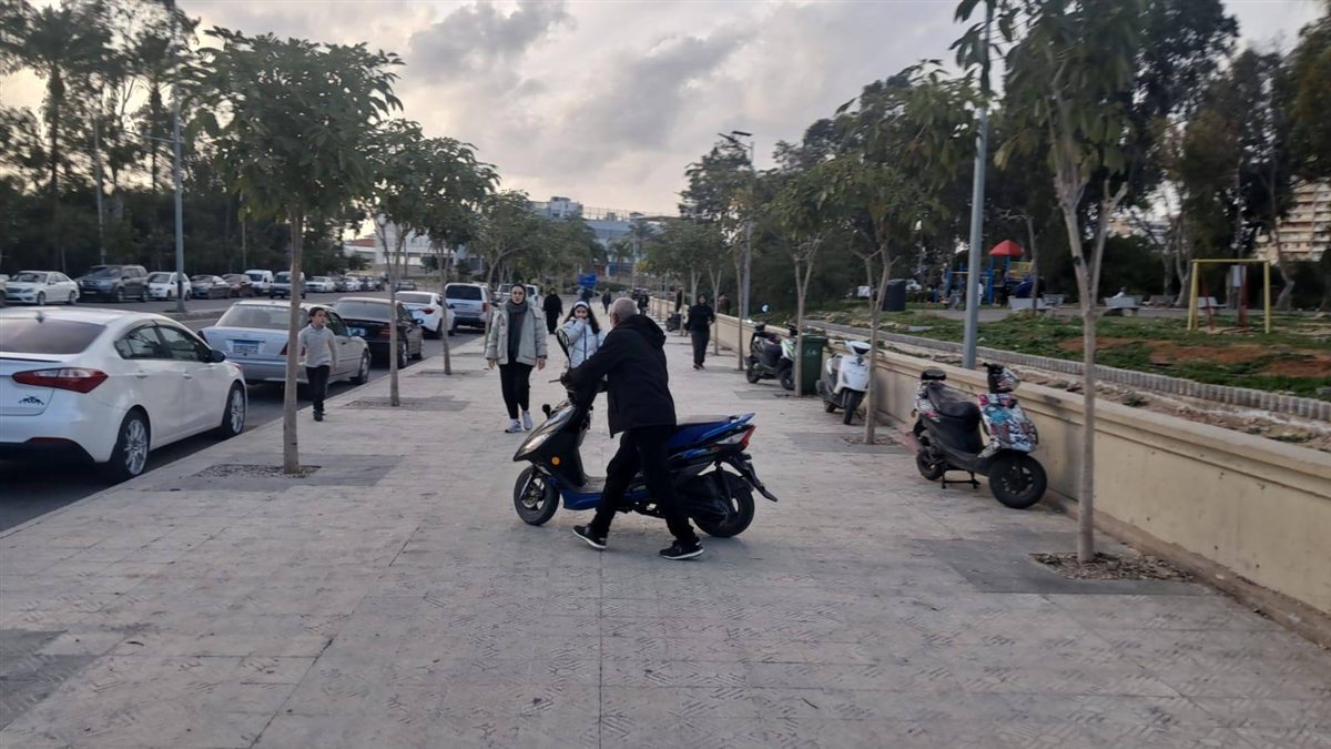 حملة في صور لضبط المخالفات وحجز دراجات نارية وسيارات