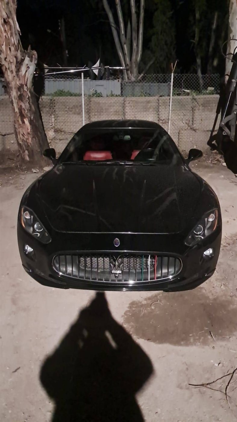 حملة في صور لضبط المخالفات وحجز دراجات نارية وسيارات