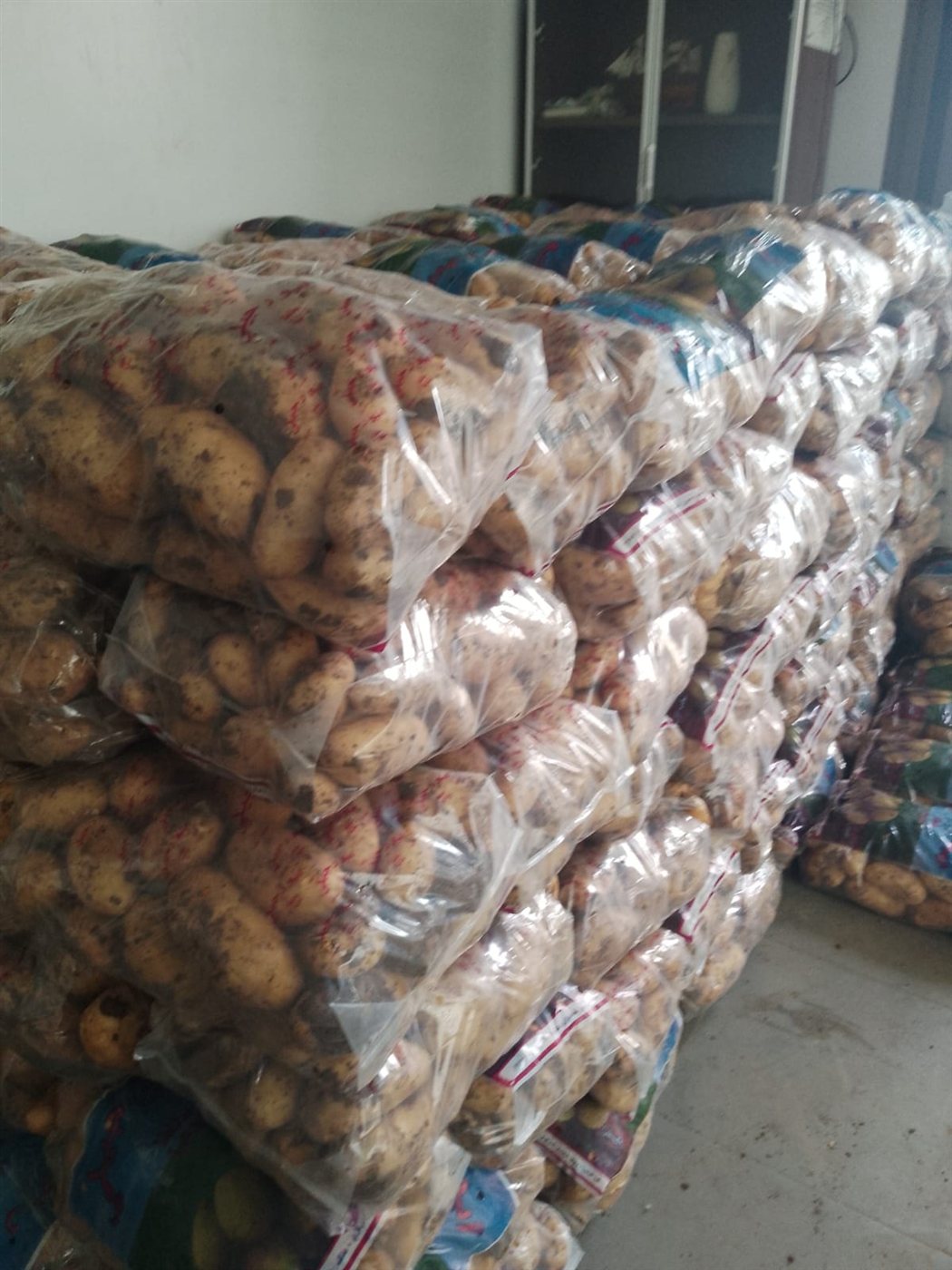 نقابة صيادي الأسماك في صور تشكر المهندس ناصيف سقلاوي على تقديم 4 طن من البطاطا