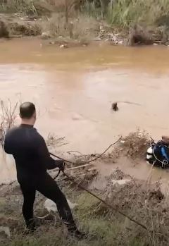 فقدان سيدة سورية أثناء محاولتها عبور النهر الكبير بين لبنان وسوريا!