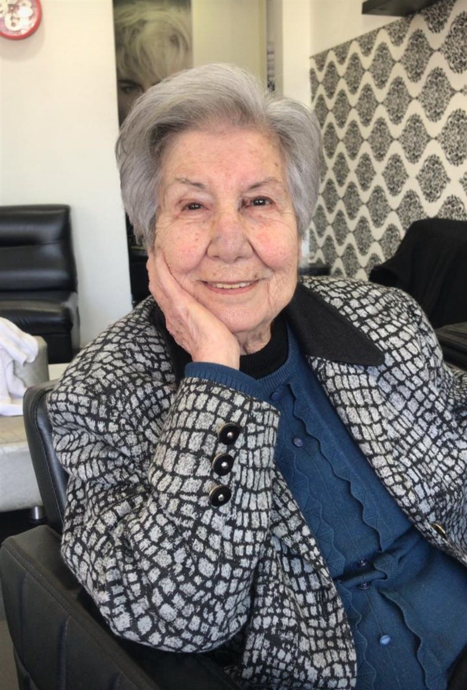 نبأ حزين: صور تفقد المربية إيليت نور (أم بسام)