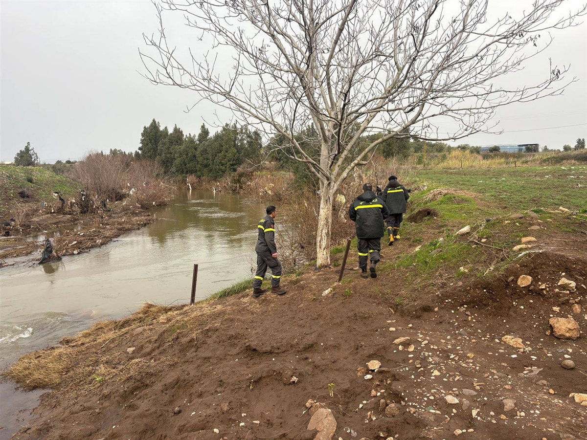 بعد جهود استمرت خمسة أيام الدفاع المدني يعثر على جثة امرأة