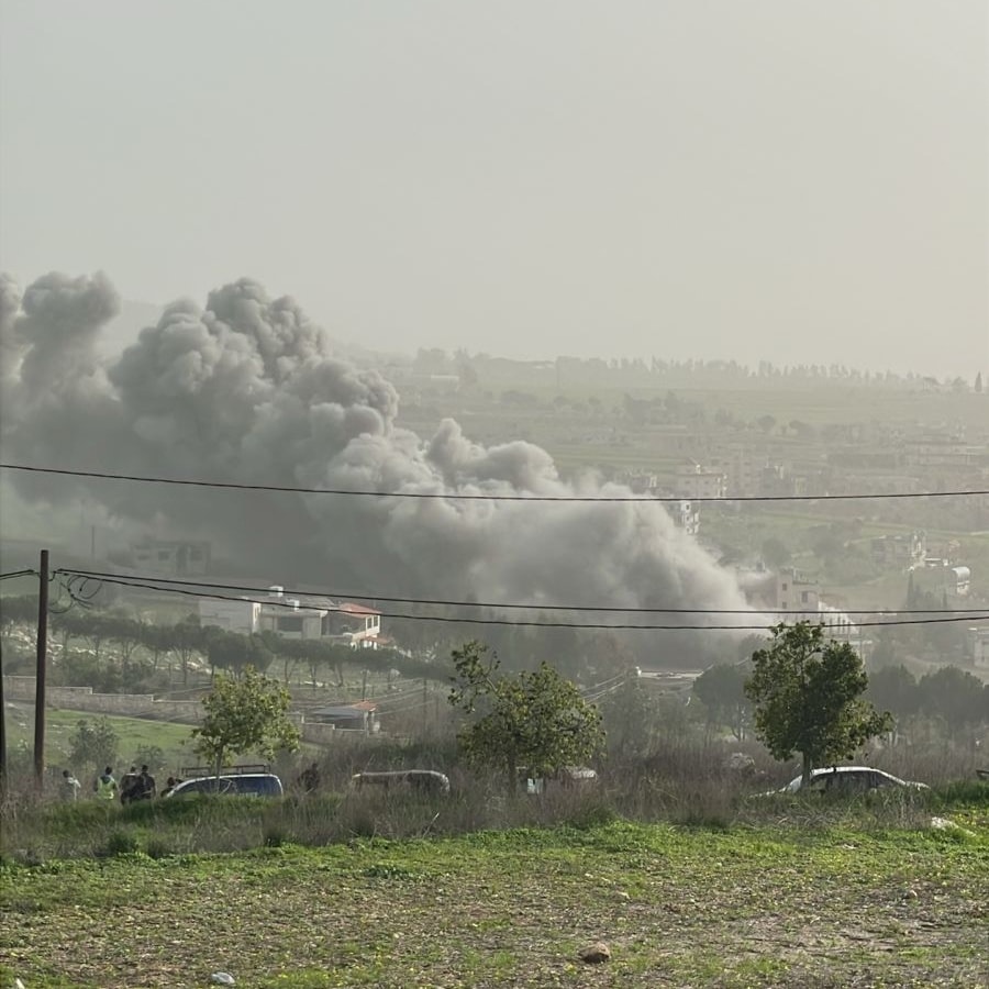الطيران الحربي يستهدف بلدتي كفر تبنيت وعين قانا
