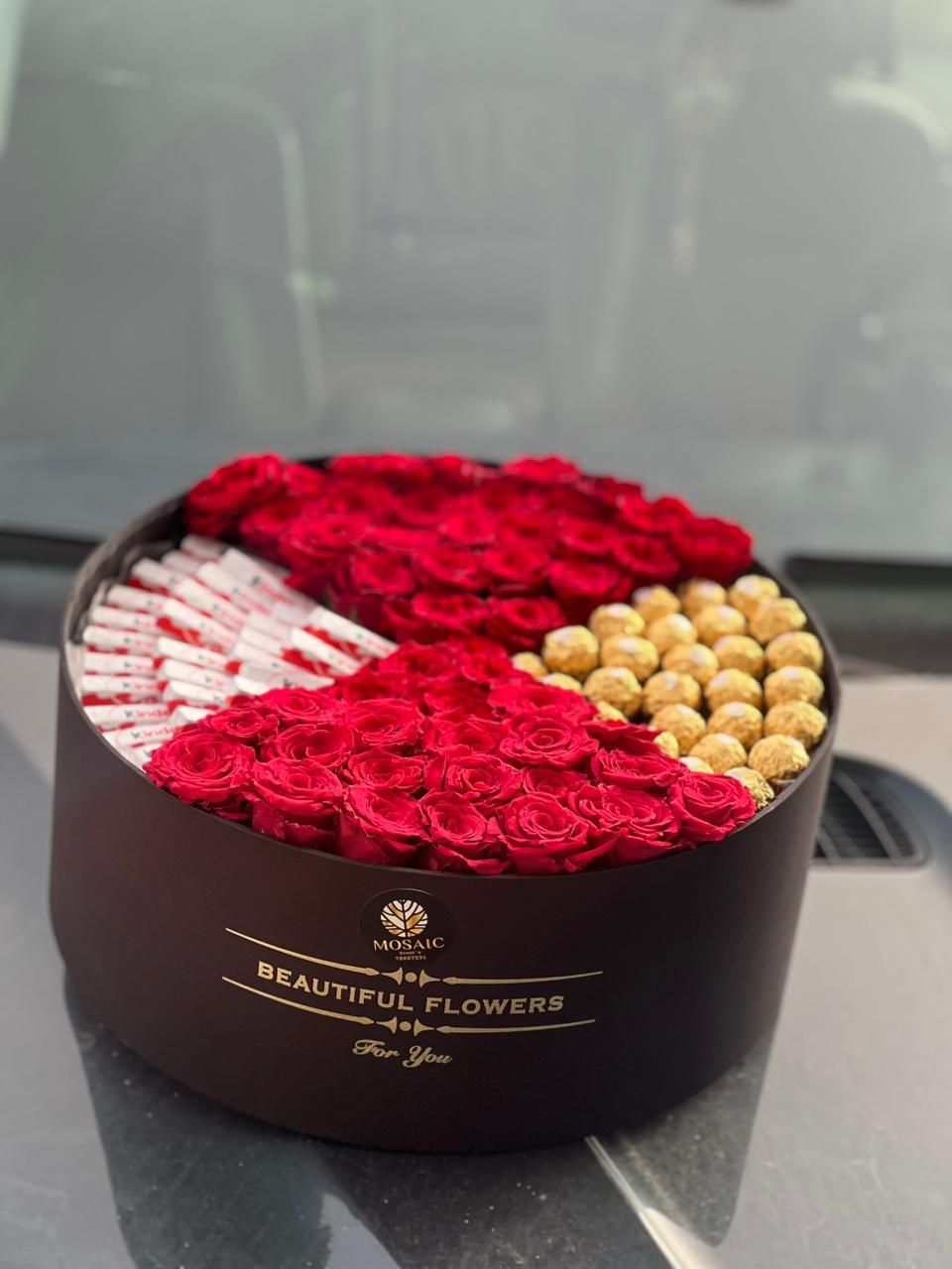 شو في اجمل من انو تهدي ورد على عيد الحب.. اجمل تشكيلة ورد طبيعي واصطناعي بوكيه وبوكسات من عند Mosaic event!