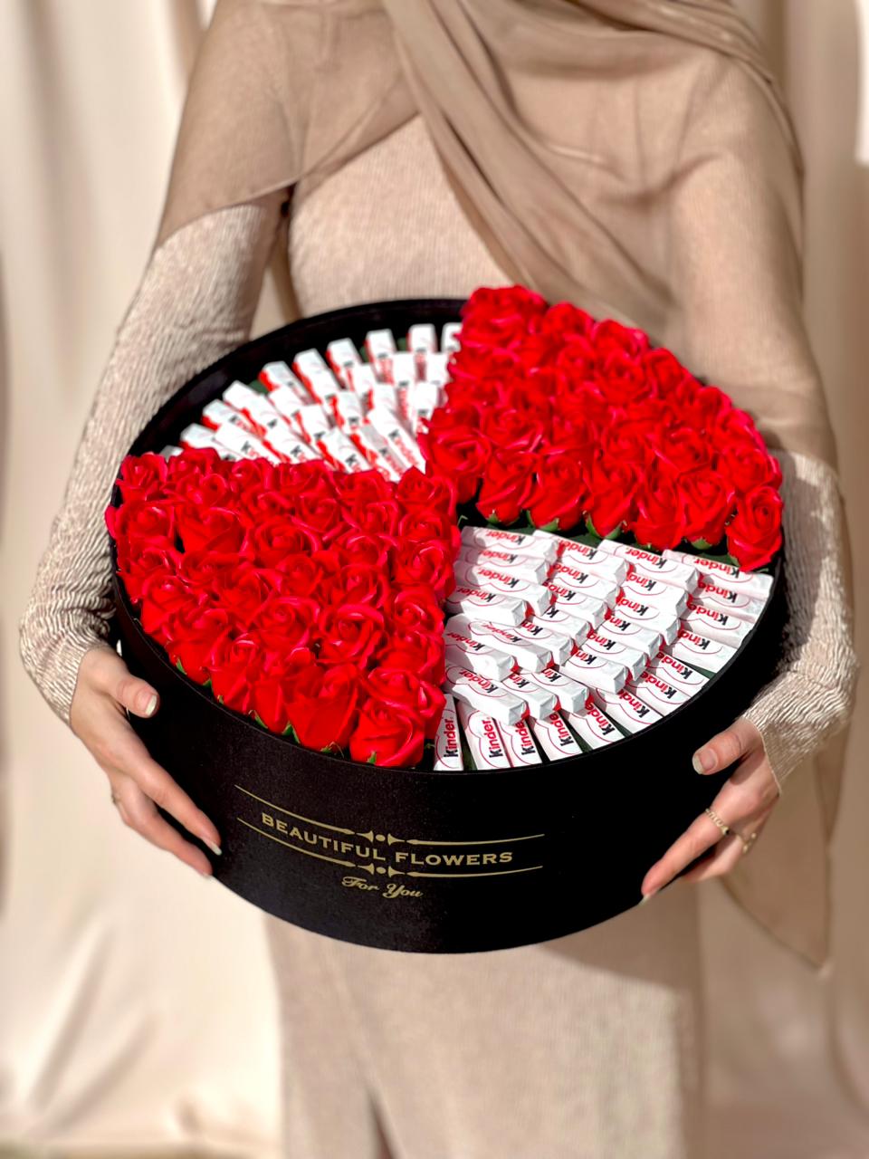 شو في اجمل من انو تهدي ورد على عيد الحب.. اجمل تشكيلة ورد طبيعي واصطناعي بوكيه وبوكسات من عند Mosaic event!