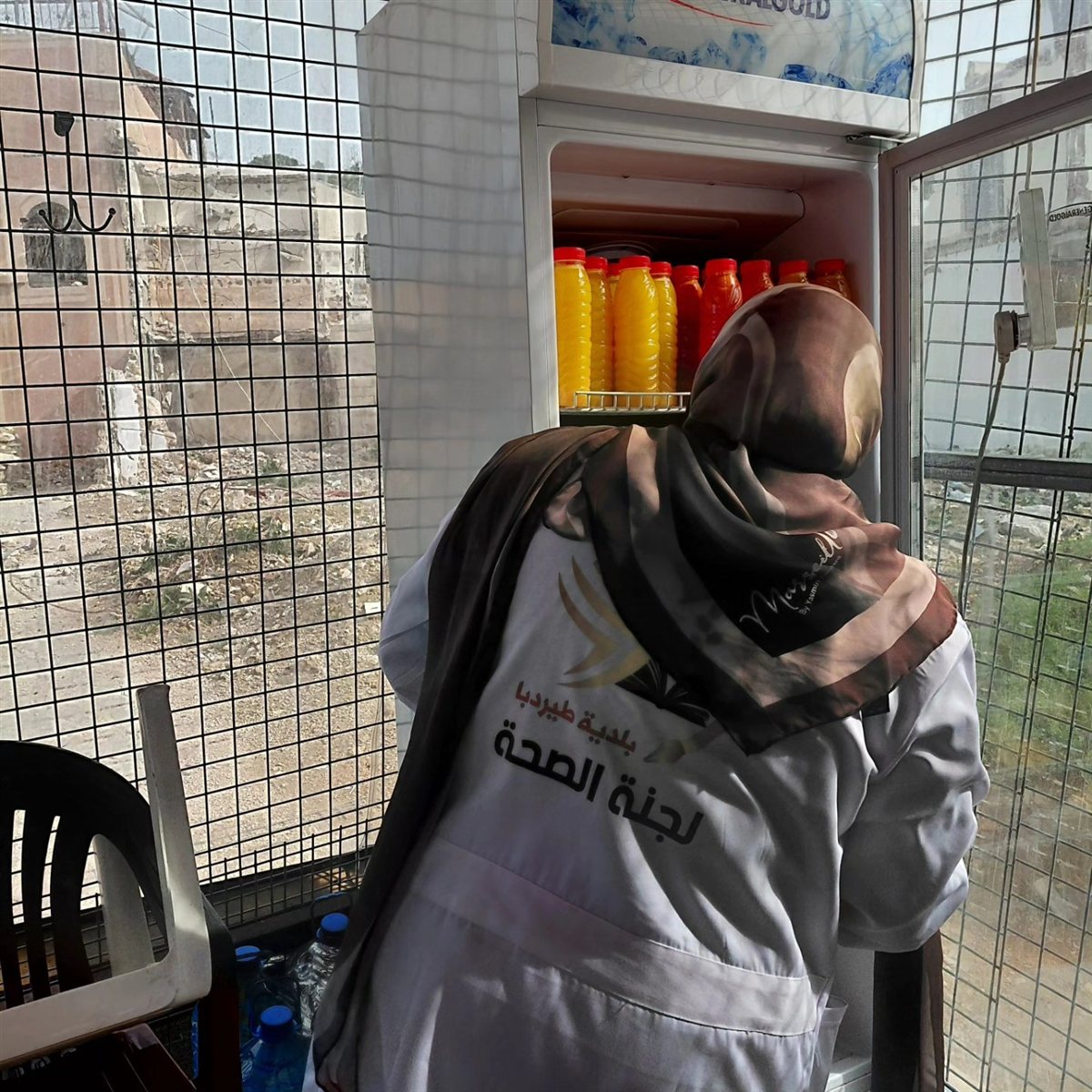 بالصور: لجنة الصحة في بلدية طيردبا تنفذ جولة رقابة على 12 مؤسسة غذائية