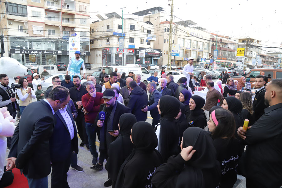 افتتاح حاشد لـ فوتيان 2 في صور جل البحر