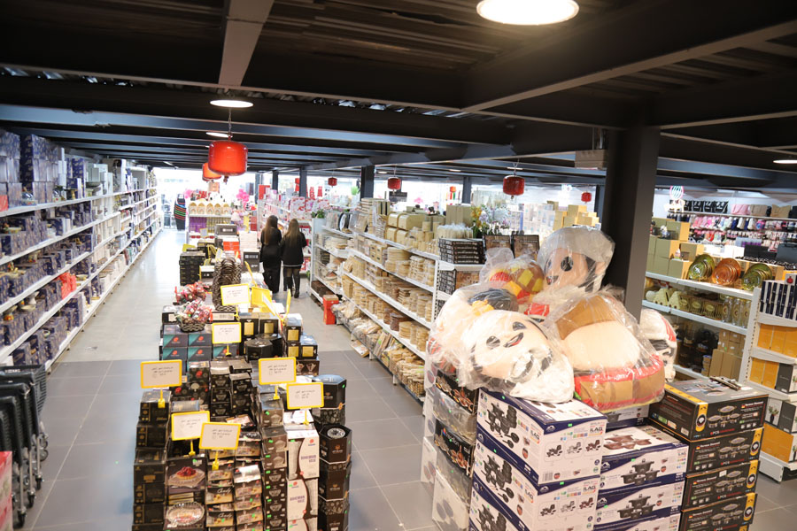 افتتاح حاشد لـ فوتيان 2 في صور جل البحر