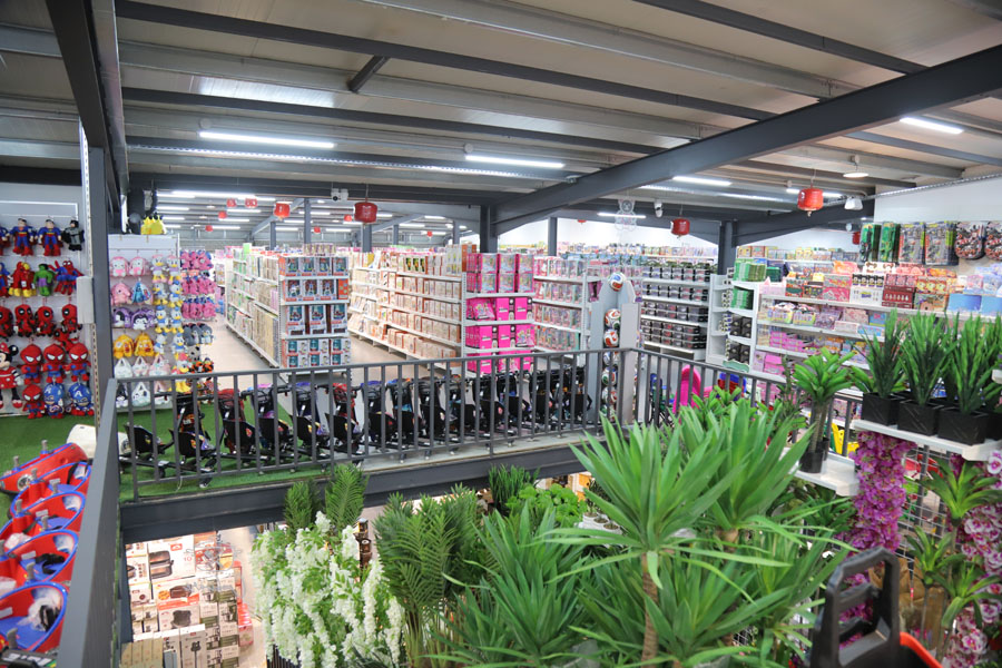 افتتاح حاشد لـ فوتيان 2 في صور جل البحر