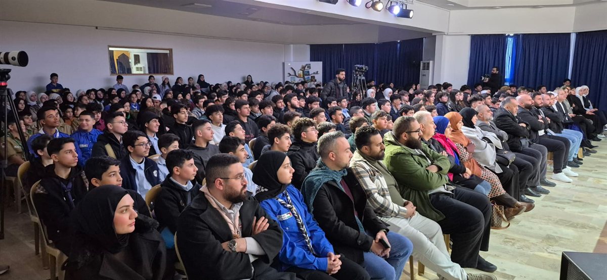  مين الحكم؟ مسرحية تربوية لثانوية السفير برسالة إنسانية