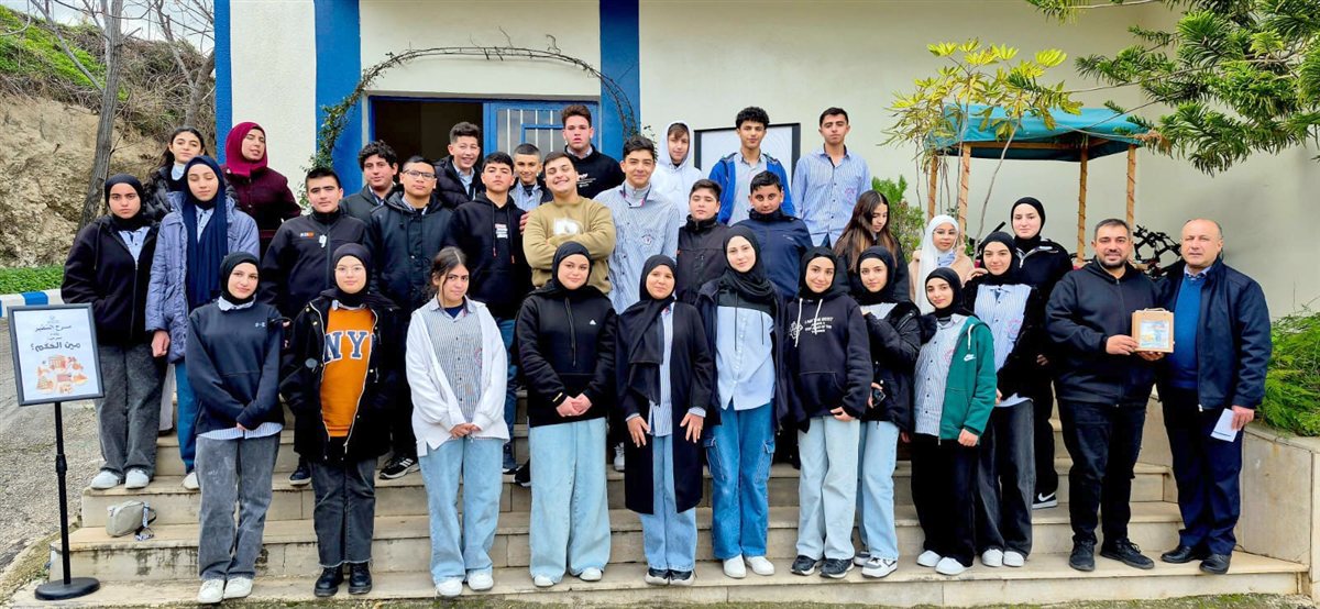  مين الحكم؟ مسرحية تربوية لثانوية السفير برسالة إنسانية