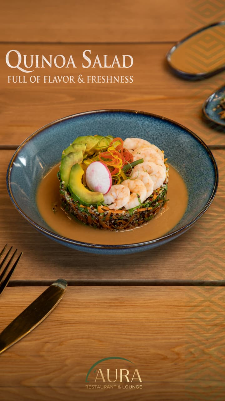 عند AURA RESTAURANT LOUNGE .. الذوق الأجواء والمتعة كلها بمكان واحد