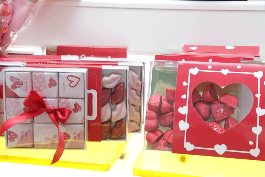 So Sweetie.. عالم الحلويات لكل المناسبات وكل شي حلال