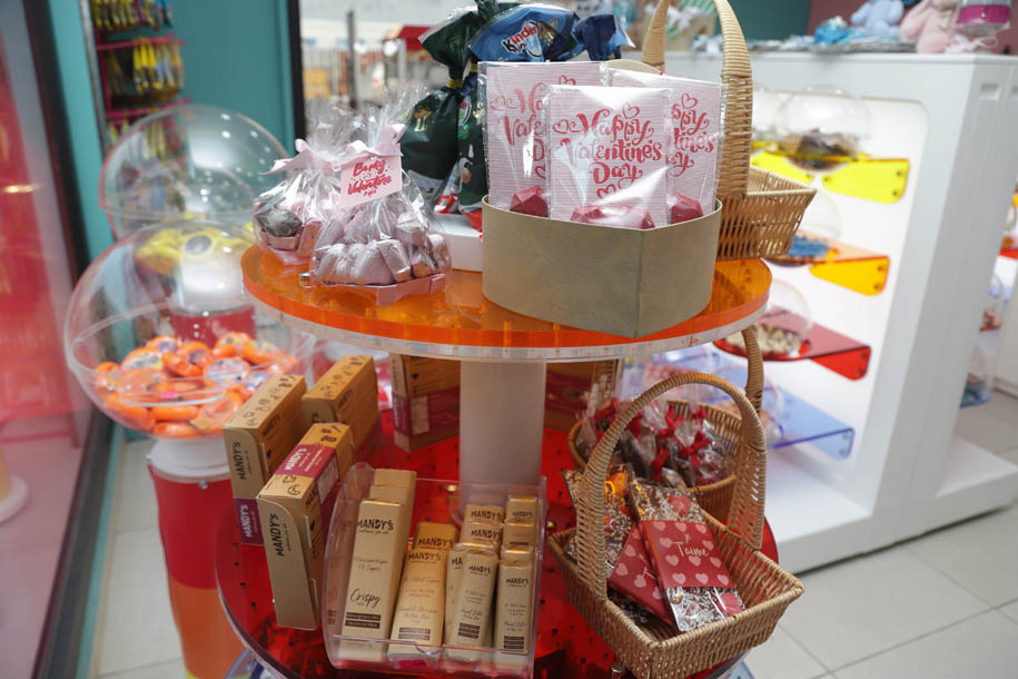 So Sweetie.. عالم الحلويات لكل المناسبات وكل شي حلال