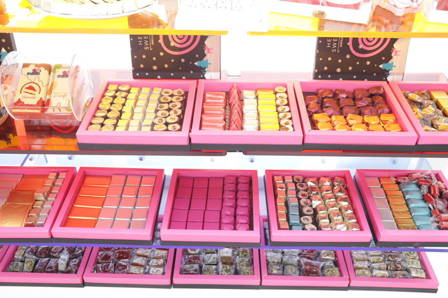 So Sweetie.. عالم الحلويات لكل المناسبات وكل شي حلال