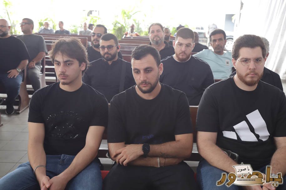 بالصور المؤثرة من أبيدجان: تشييع حزين لفقيد الشباب حسن علي عزالدين