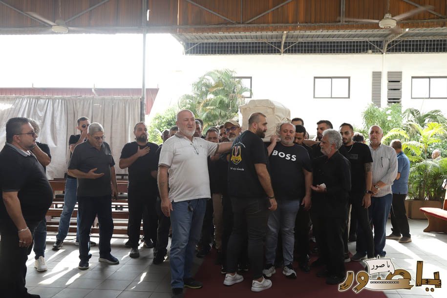 بالصور المؤثرة من أبيدجان: تشييع حزين لفقيد الشباب حسن علي عزالدين