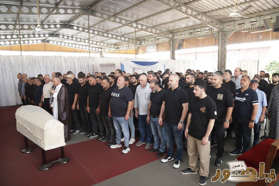 بالصور المؤثرة من أبيدجان: تشييع حزين لفقيد الشباب حسن علي عزالدين