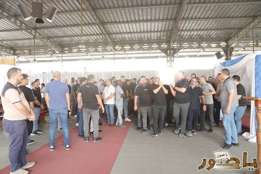 بالصور المؤثرة من أبيدجان: تشييع حزين لفقيد الشباب حسن علي عزالدين