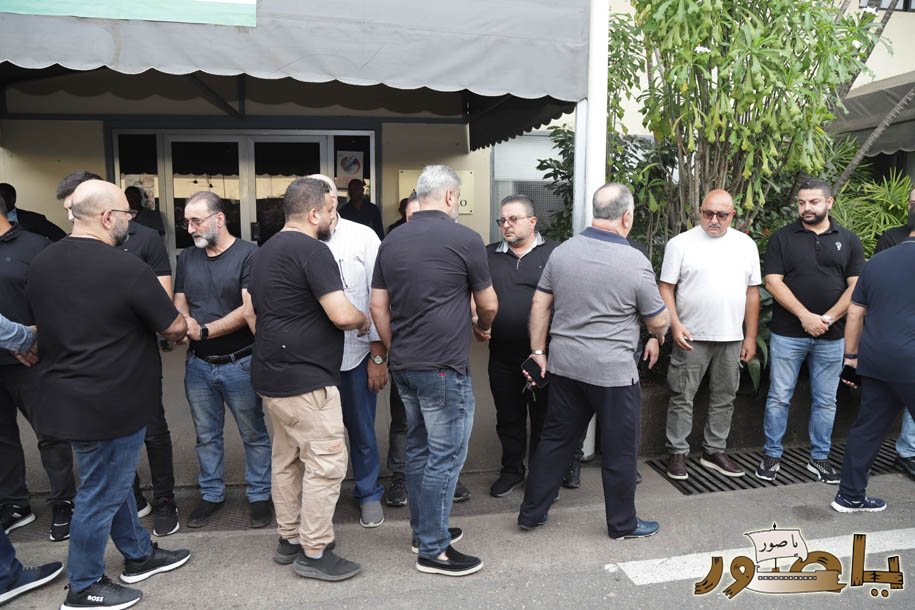 بالصور المؤثرة من أبيدجان: تشييع حزين لفقيد الشباب حسن علي عزالدين