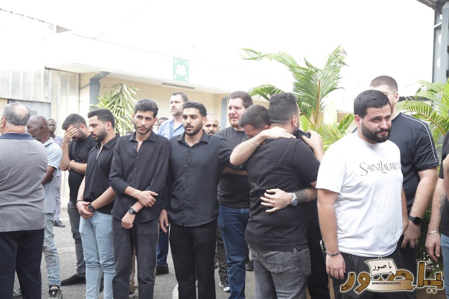 بالصور المؤثرة من أبيدجان: تشييع حزين لفقيد الشباب حسن علي عزالدين