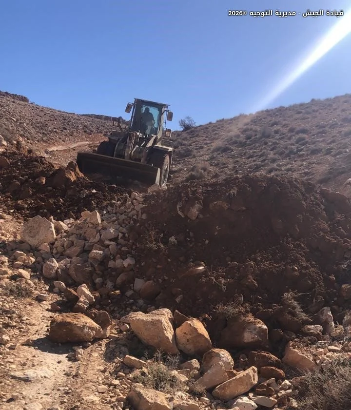 بالصور: الجيش يغلق معابر غير شرعية في البقاع الشمالي