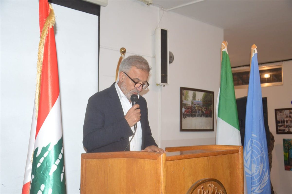 قائد قوات اليونيفيل في جنوب لبنان الجنرال Diodato Abagnara زار ثانوية البازورية الرسمية