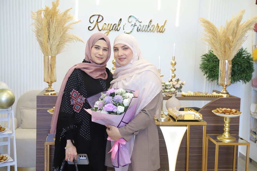 بعد اكثر من 25 سنة خبرة بالاشارب والمنديل بسوق الجملة.. رويال فولارد صار بالحوش