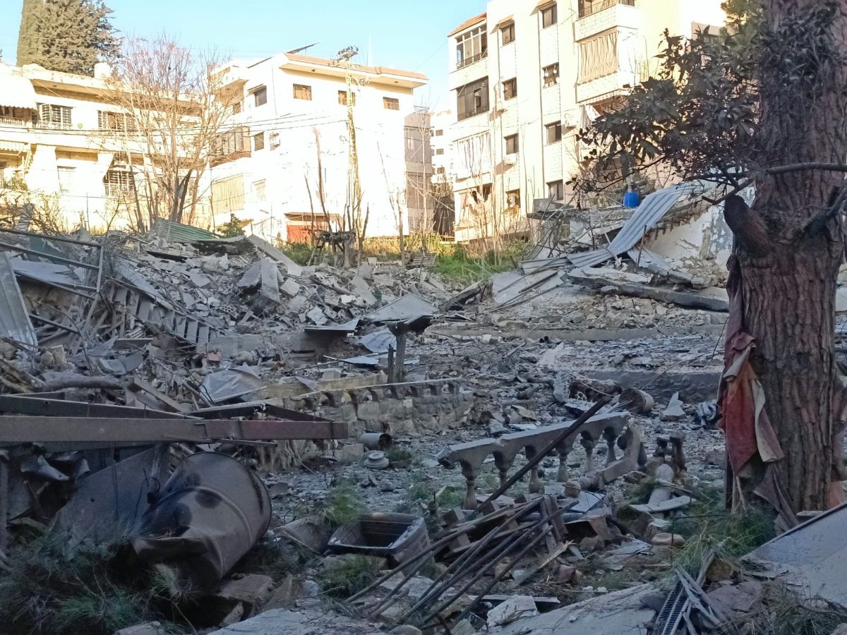 غارات ليلا وصباحا على بلدات في النبطية حصدت شهداء ودمرت مسجدا ومنازل ومباني