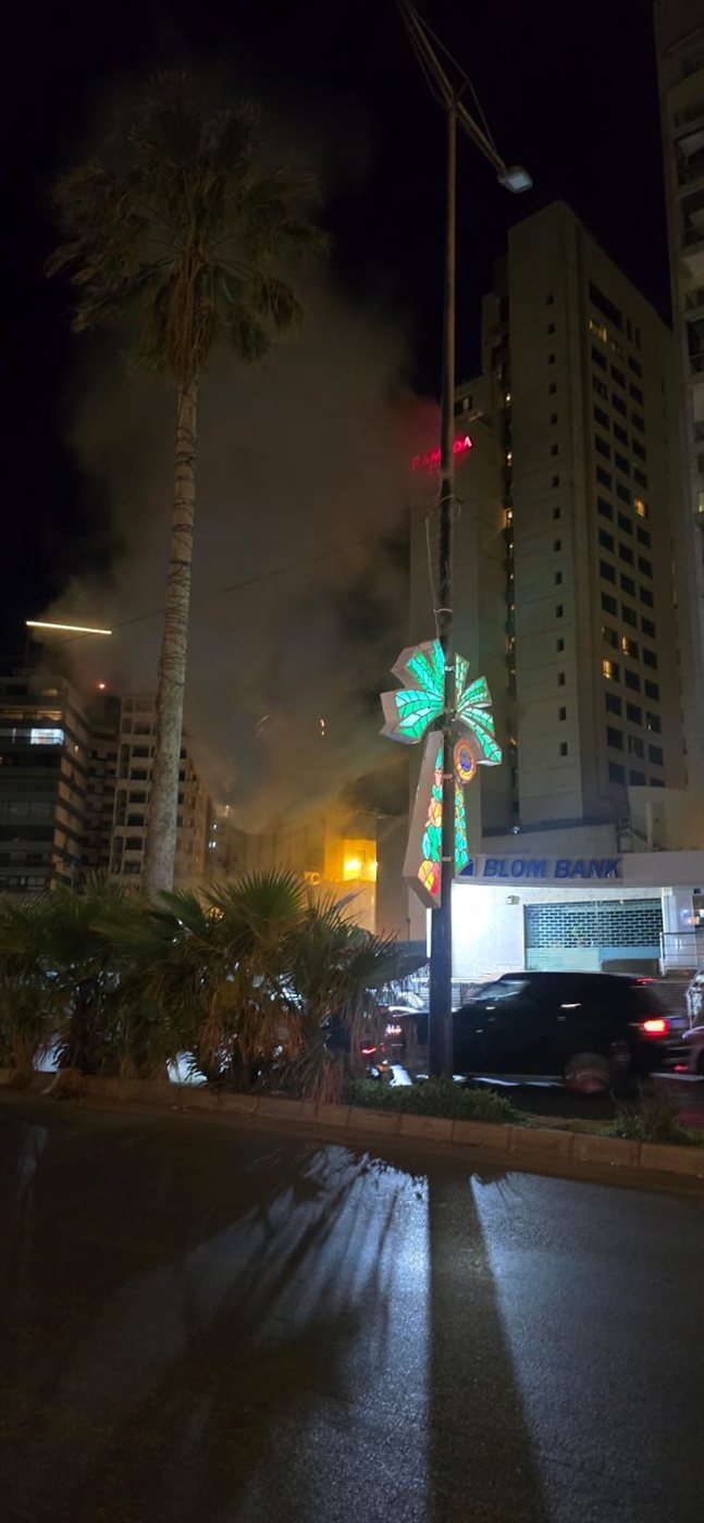 فجرا... مسيرة استهدفت فندق رمادا في الروشة