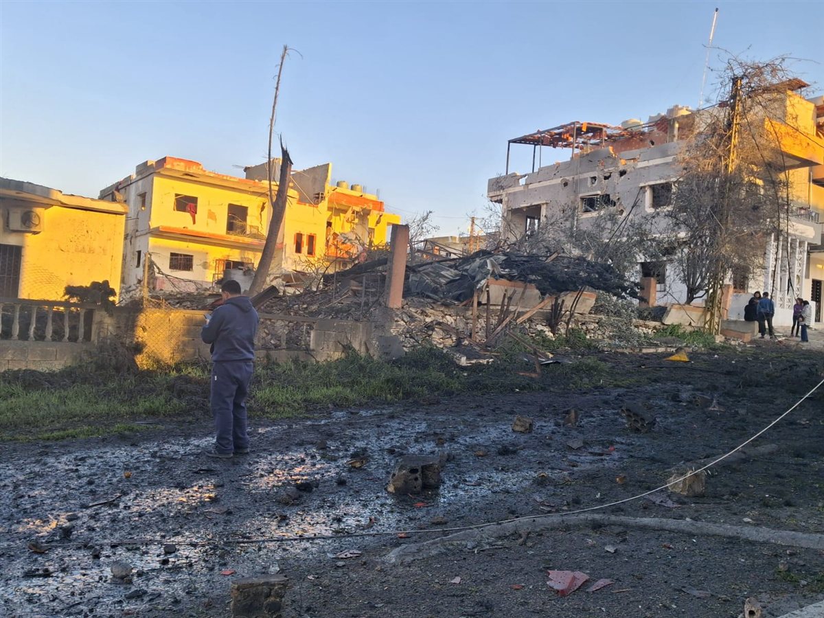 مشاهد صباحية للدمار جراء الغارات الأخيرة على بلدة أنصارية بعد انذارها امس