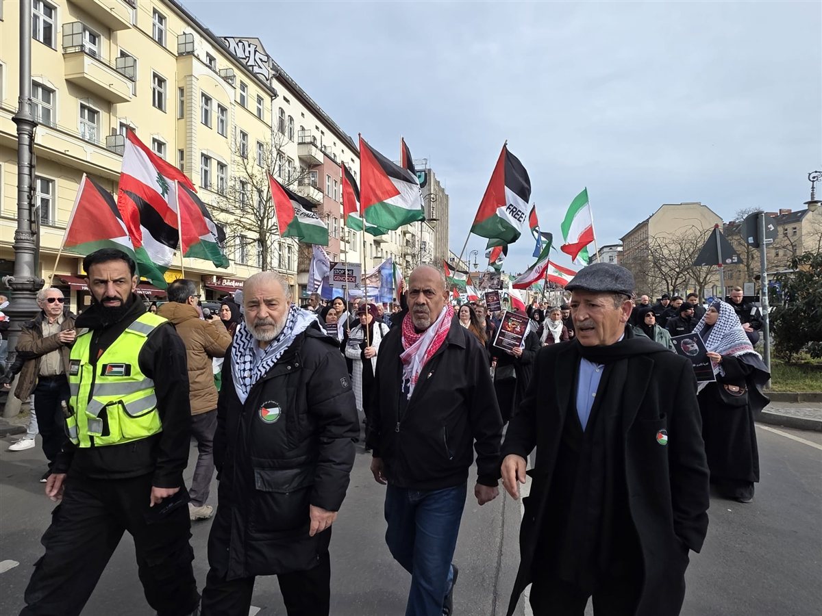 مظاهرة جماهيرية حاشدة في برلين تضامنا مع فلسطين وإيران ولبنان
