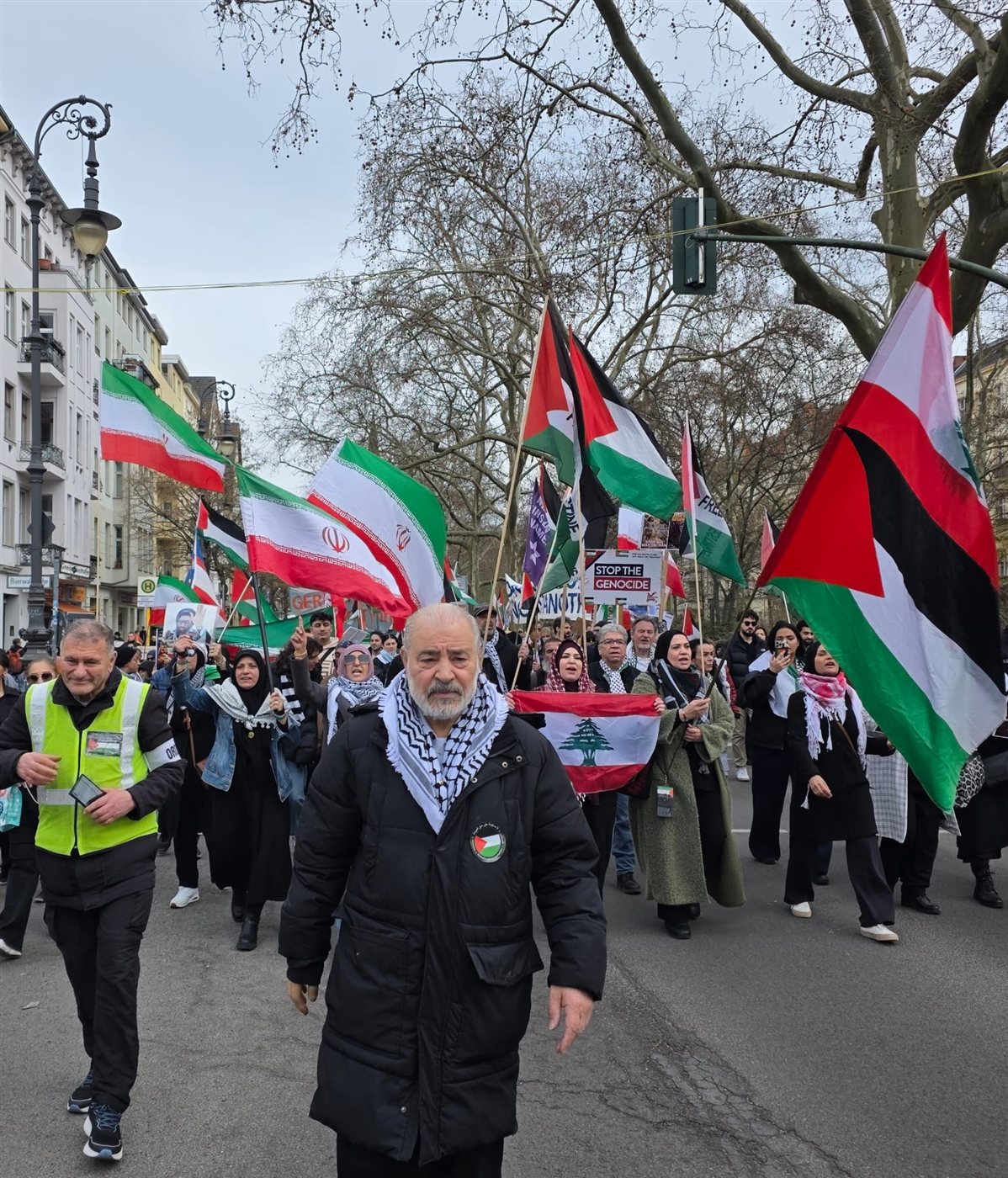 مظاهرة جماهيرية حاشدة في برلين تضامنا مع فلسطين وإيران ولبنان