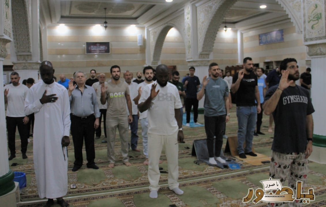 بالصور من أبيدجان: جمعية الغدير تقيم صلاة عيد الفطر المبارك