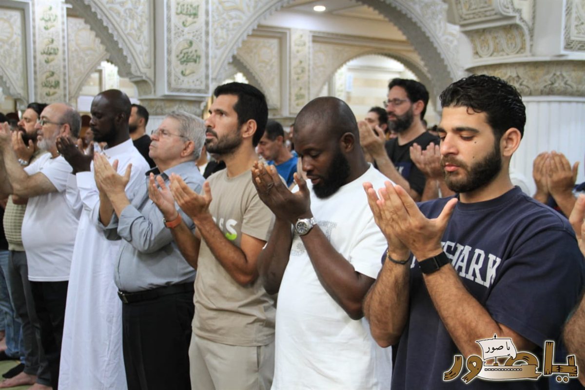 بالصور من أبيدجان: جمعية الغدير تقيم صلاة عيد الفطر المبارك