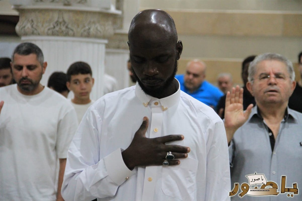 بالصور من أبيدجان: جمعية الغدير تقيم صلاة عيد الفطر المبارك