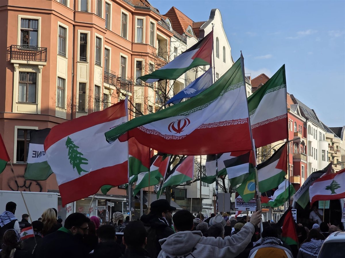 برلين: مظاهرة حاشدة رفضا للعدوان، ودفاعا عن حق الشعوب في الحرية والسيادة