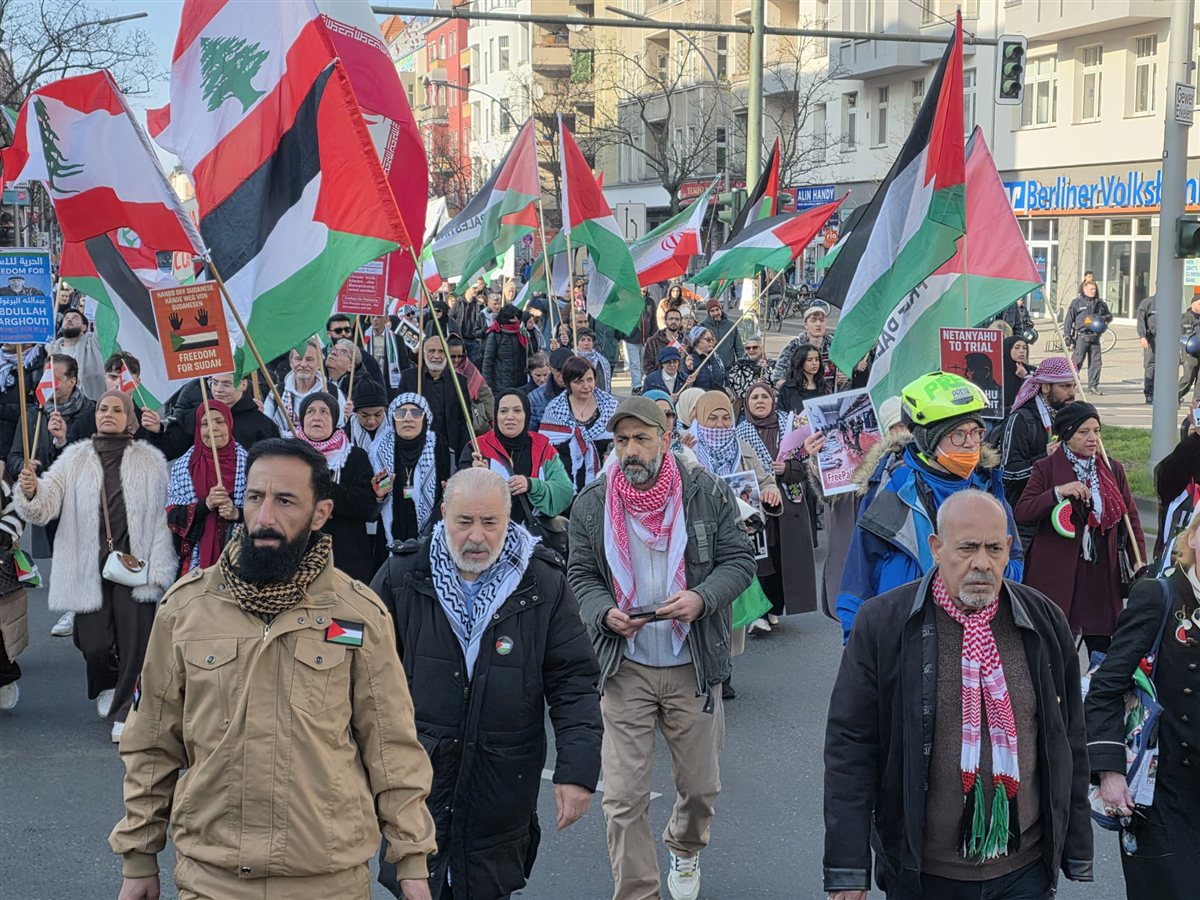 برلين: مظاهرة حاشدة رفضا للعدوان، ودفاعا عن حق الشعوب في الحرية والسيادة
