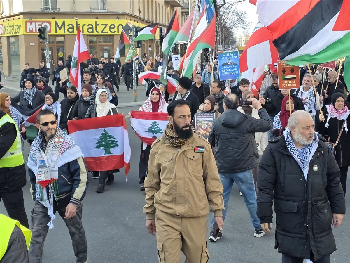 برلين: مظاهرة حاشدة رفضا للعدوان، ودفاعا عن حق الشعوب في الحرية والسيادة