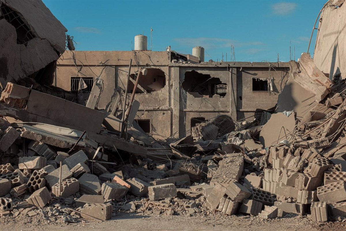 اضرار الغارات التي استهدفت المساكن الشعبية - صور هذا اليوم