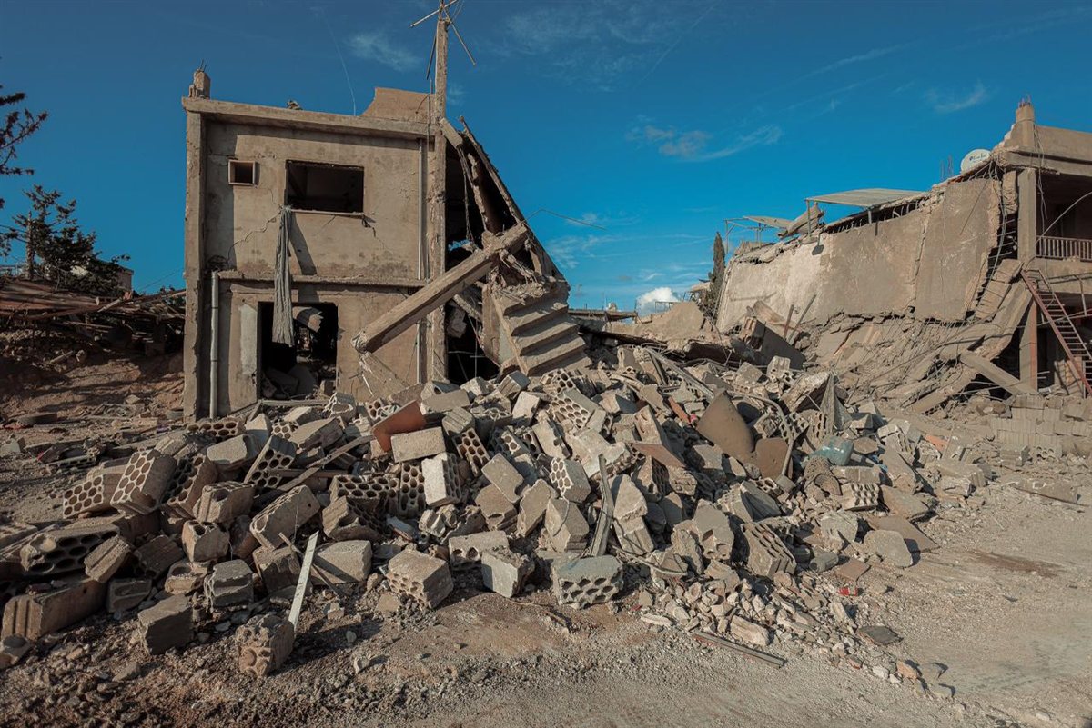 اضرار الغارات التي استهدفت المساكن الشعبية - صور هذا اليوم