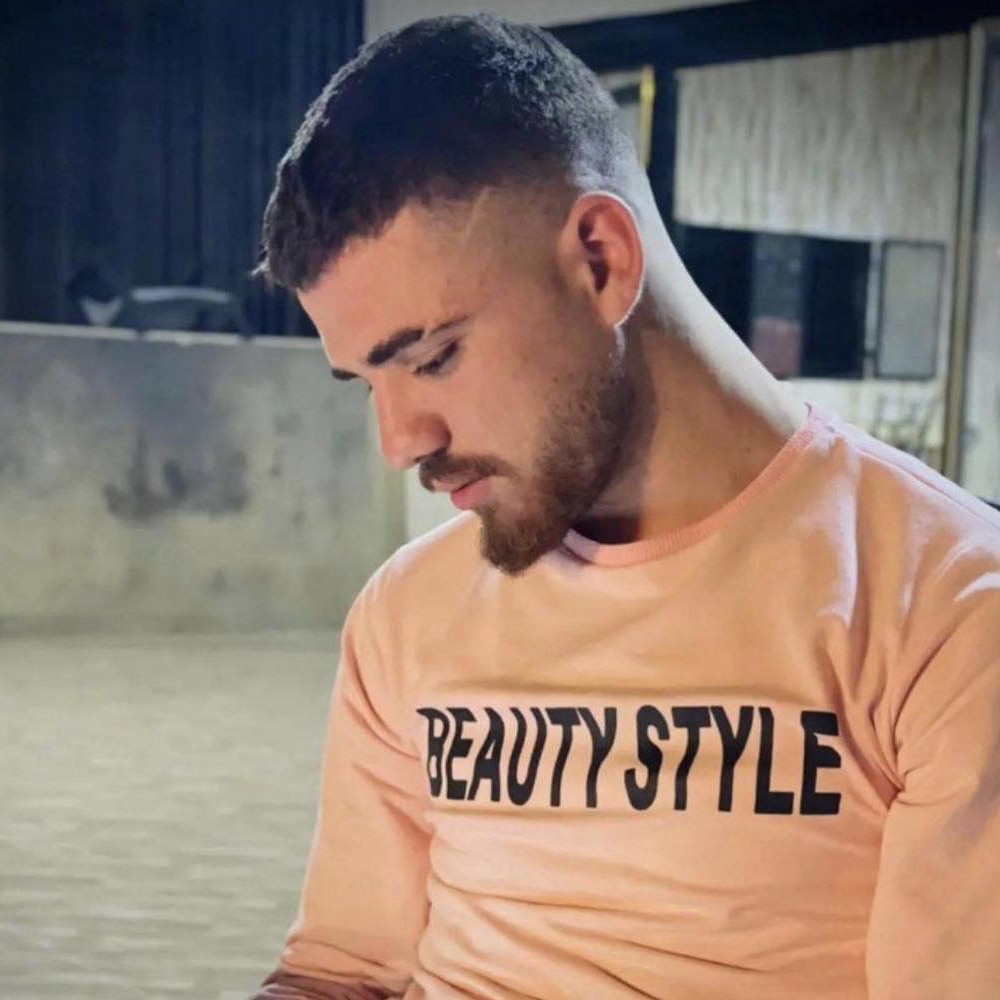 وفاة شاب لبناني يدعى بشير صقر وثلاثة شبان سوريون هم هاني الحسن وبسام الاحمد وعز الدين العبيد في حادثة تسرب غاز بقرية العبودية العكارية