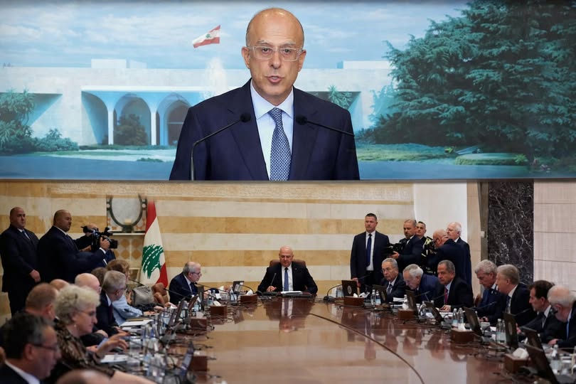 لم يتطرق مجلس الوزراء إلى قضية طرد السفير الإيراني خلال جلسته التي عقدت